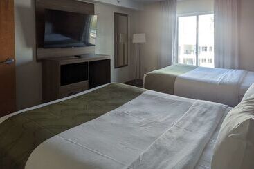 فندق Quality Inn & Suites Northampton Amherst