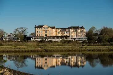 فندق Harbor View
