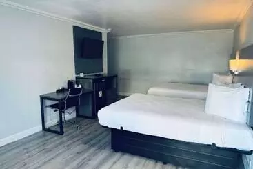 Szálloda Surestay By Best Western Fresno Central