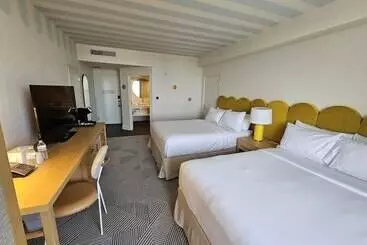 فندق Renaissance Orlando Resort – Disney Springs® Area