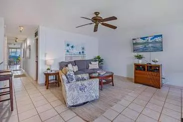 Hotelli Koa Lagoon   # 406