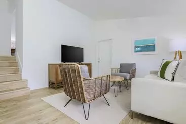 Hadley Resort And Marina