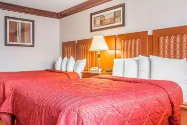 酒店 Quality Inn & Conference Center