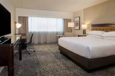 호텔 Sheraton Detroit Metro Airport