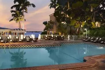 Pier House Resort & Spa