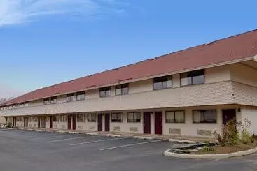 בית מלון כפרי Red Roof Inn Harrisburg  Hershey
