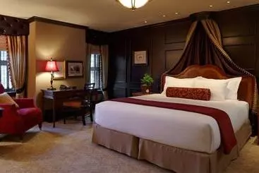 Отель The American Club