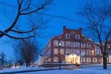 ホテル Middlebury Inn