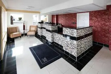 هتل Red Lion Inn & Suites Redding
