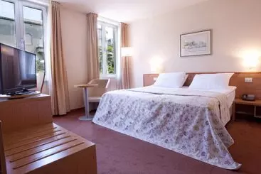 בית מלון כפרי Jadran