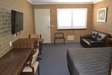 Hotel Tamworth Motor Inn & Cabins