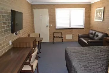 فندق Tamworth Motor Inn & Cabins