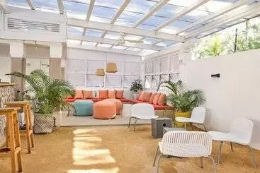 Otel Tropical Attitude