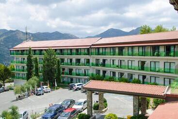 Rodon Hotel And Resort