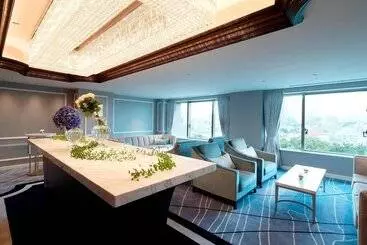 בית מלון כפרי The Westin Tokyo