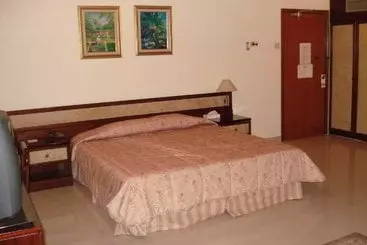 ホテル Atlas Bahrain