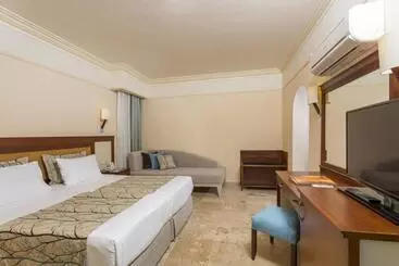 酒店 Melas Holiday Village