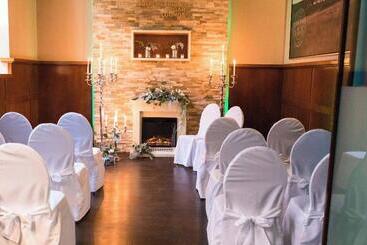 هتل Sheraton Hannover Pelikan