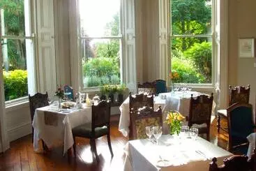 فندق Tinakilly Country House