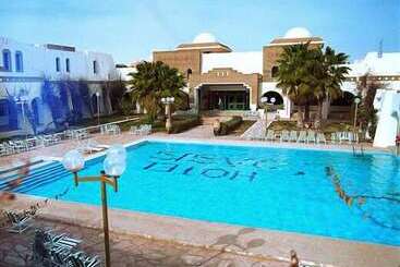 هتل Yadis Oasis Kebilli