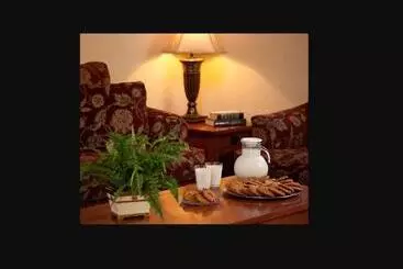 호텔 Inn By The Harbor