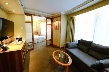 هتل South Pacific