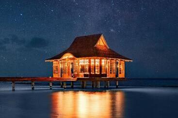 Vakarufalhi Island Resort & Spa