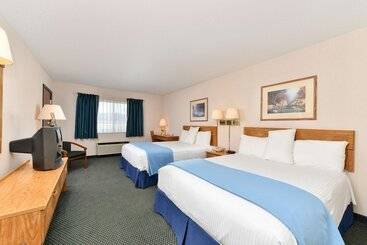 酒店 Americas Best Value Inn Tahquamenon Country