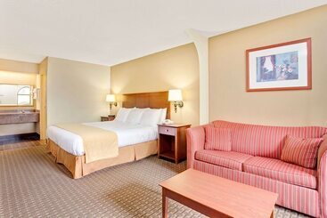 ホテル Days Inn & Suites By Wyndham Stockbridge South Atlanta