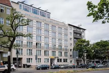 هتل Homaris West Side