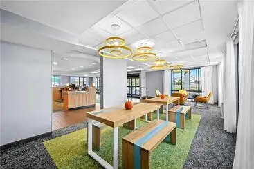 Clarion Hotel Beachwood Cleveland