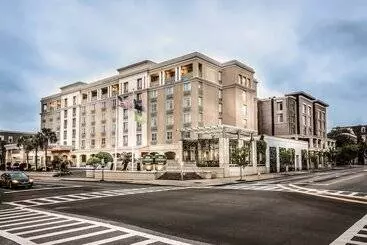 فندق Courtyard By Marriott Charleston Historic District