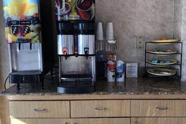 בית מלון כפרי Travelers Inn