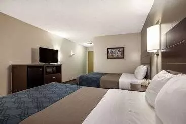 Otel Econo Lodge Darien Lakes