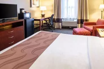 فندق Quality Inn & Suites