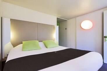 Отель Campanile Villeneuve Sur Lot