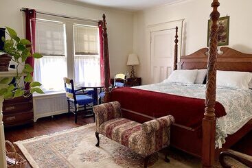 Greenwood Bed & Breakfast
