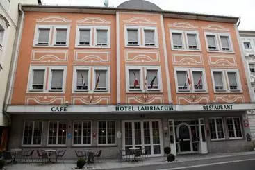 호텔 Restaurant Lauriacum