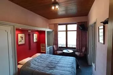 Отель Le Chalet