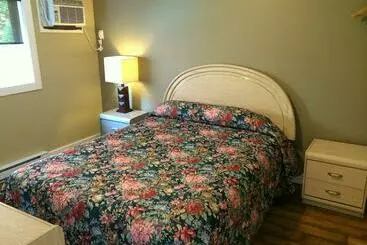 Golden Sands Resort Motel