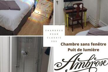 هتل Ambrose House & Cafe Self Check In Guesthouse