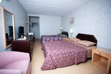 Hotel Rockwell Resort