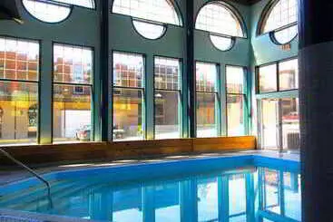 ホテル Tonquin Inn