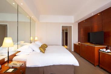 Отель Kai Wah Plaza International