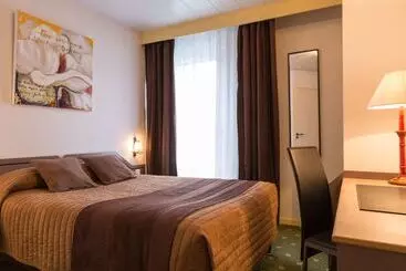 호텔 The Originals City, Hôtel Du Faucigny, Cluses Ouest