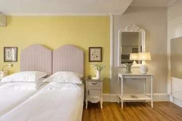 ホテル Kouneni Apartments