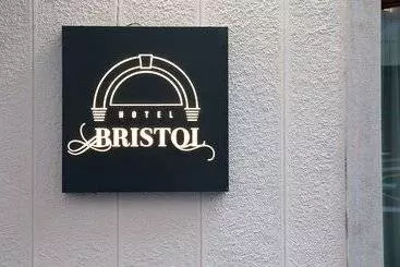 Hotel Bristol