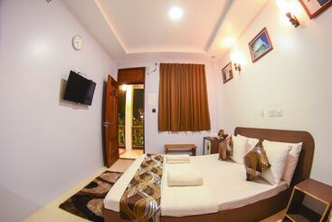 هتل Casadana Thulusdhoo