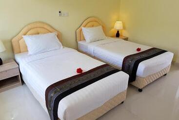 پانسیون Karaa Village