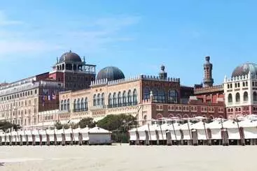 هتل Villa Stella